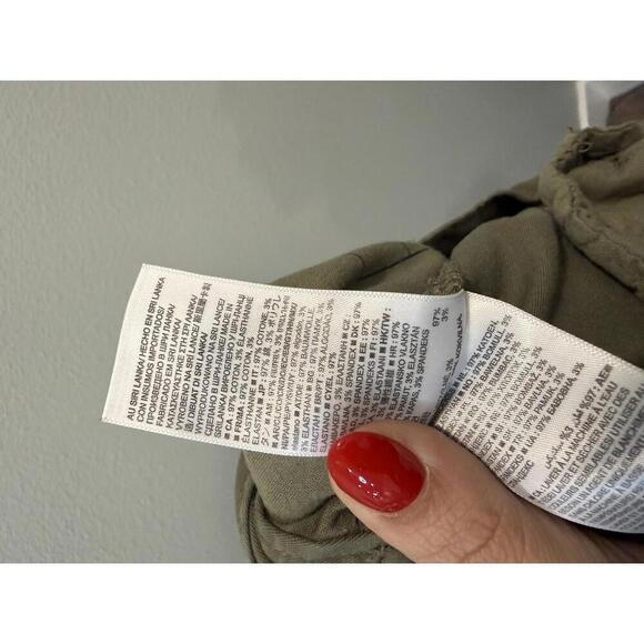 GAP High Rise Pleated Khaki Pants, Olive Green, Women's 14 - Picture 6 of 6